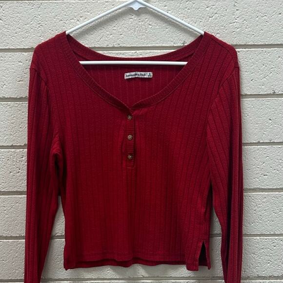Abercrombie & Fitch Long Sleeve Red Top size M - Picture 4 of 9